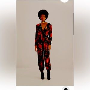 Farm rio: winter bloom black V neckline jumpsuit